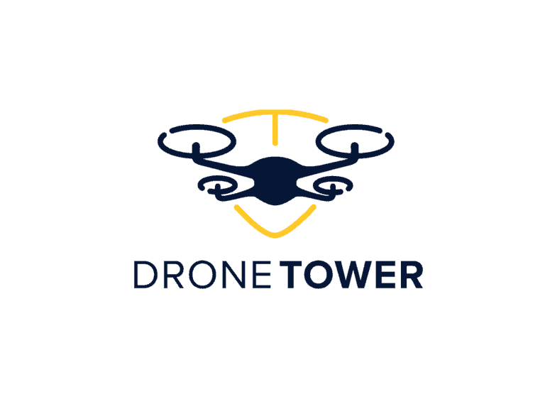 Logo DroneTower z dronem i symbolem wieży na stronie DronMag.